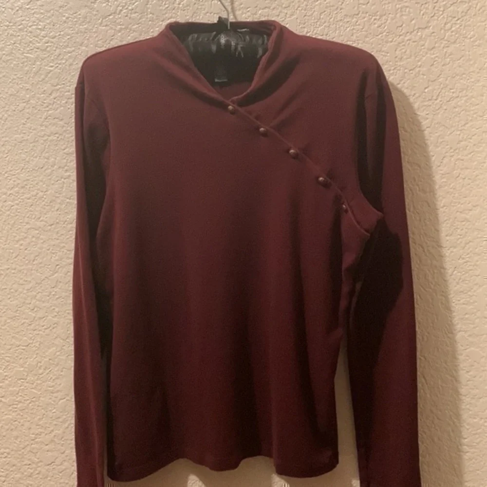 Lauren Ralph Lauren medium eggplant sweater - Picture 3 of 8